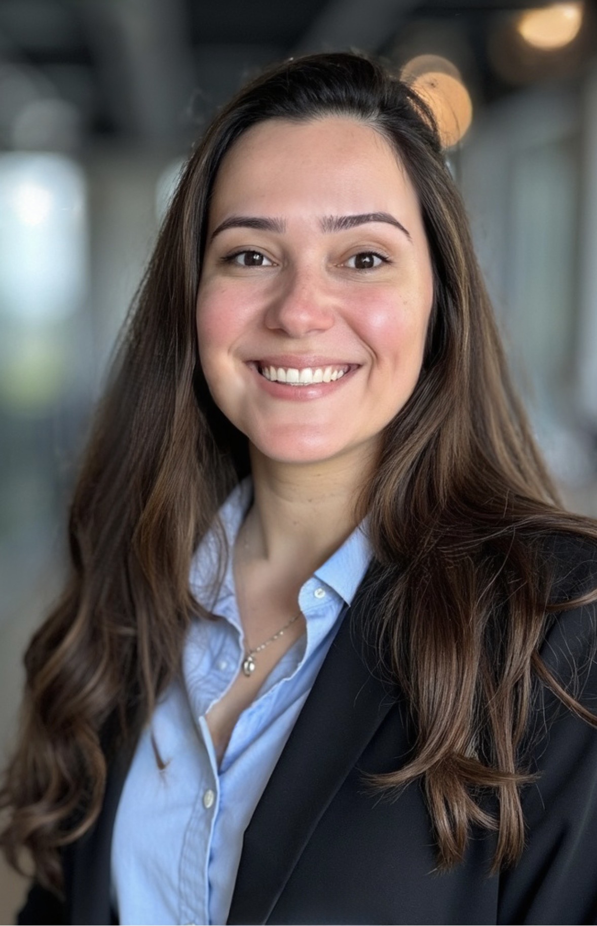 Portrait of Monique Almeida, neurobiologist